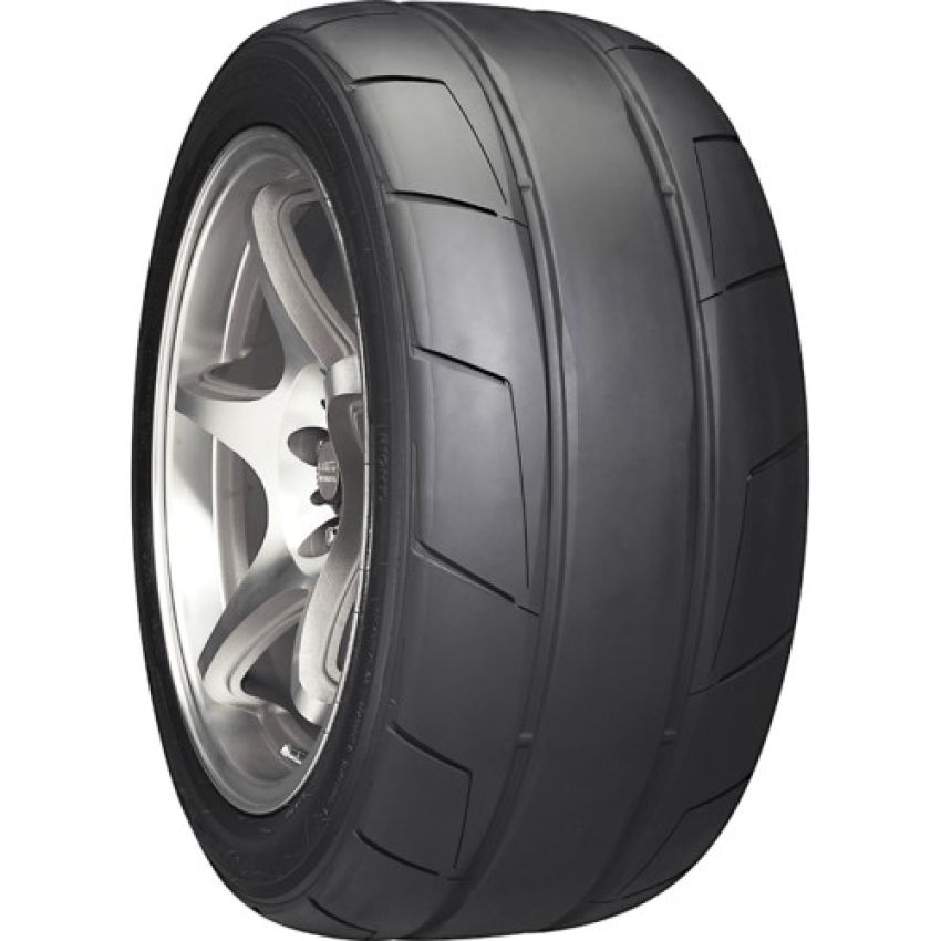 NITTO NT05R 345/30R19 Competition