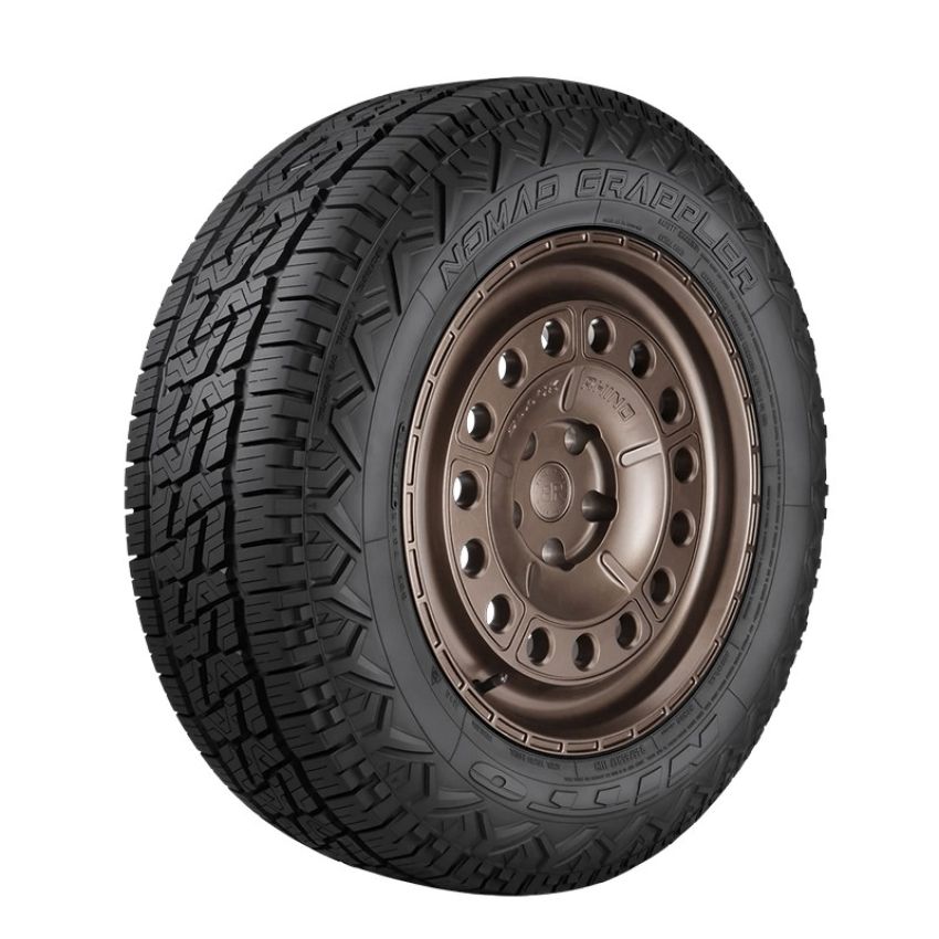 NITTO Nomad Grappler 285/70R17