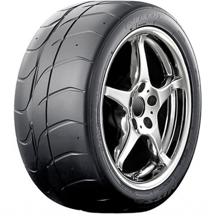 NITTO NT01 305/35R18 Competition