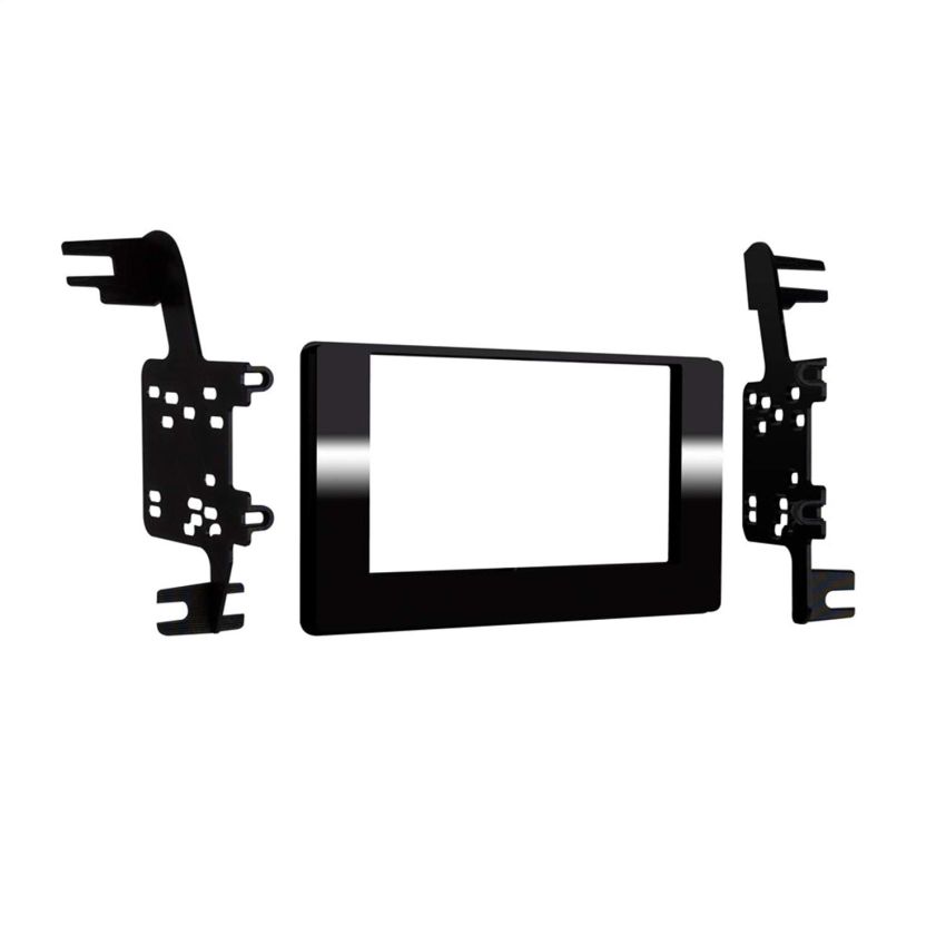 Metra 95-8250 2015-Up Toyota Sienna Double-DIN Radio Dash Kit (Black)