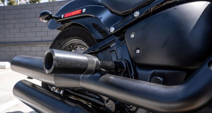 Burly Brand B10-3019B 18-Up M8 Softail Brawler Kit Rear-Black