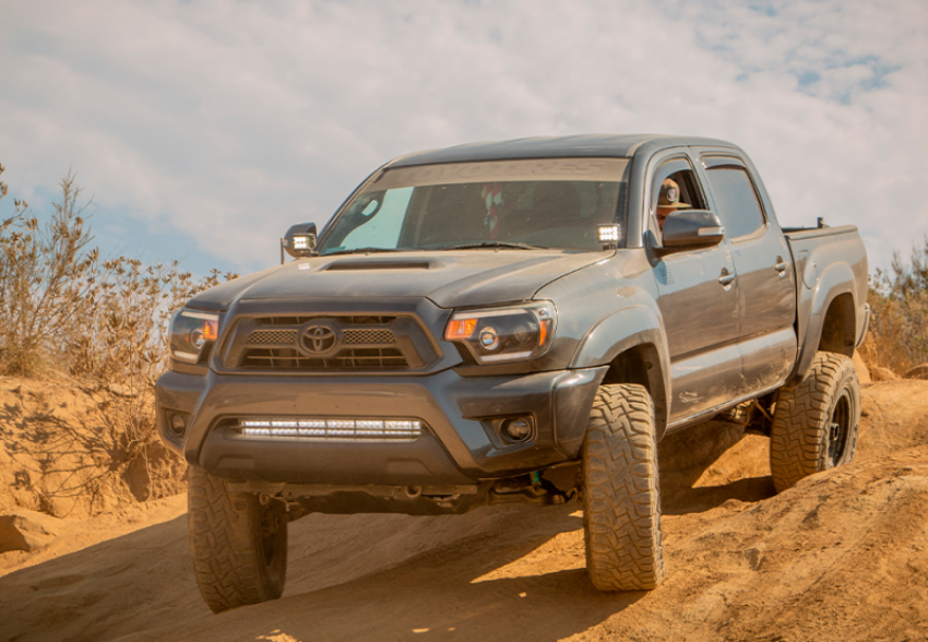 Cali Raised LED CR2862 Cali Raised 05-15 Toyota Tacoma Low Prof Ditch Light Brackets Kit W/ Blue Backlight - Small