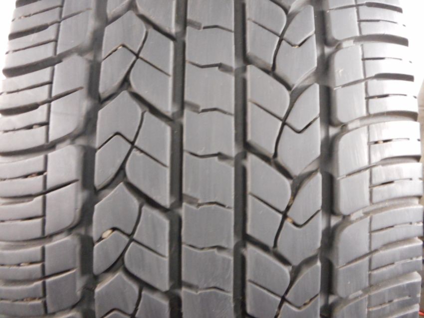 GOODYEAR Assurance CS Fuel Max 235/70R16 All-Season