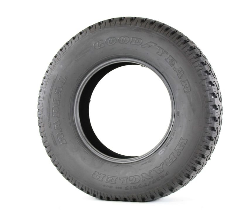 GOODYEAR Wrangler Radial 205/75R15 All-Season
