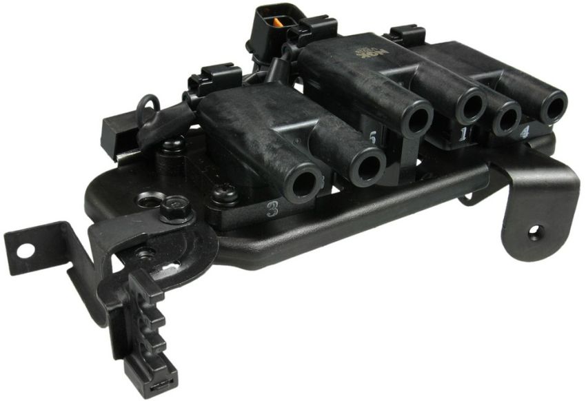 NGK U3038 (49006) Ignition Coil