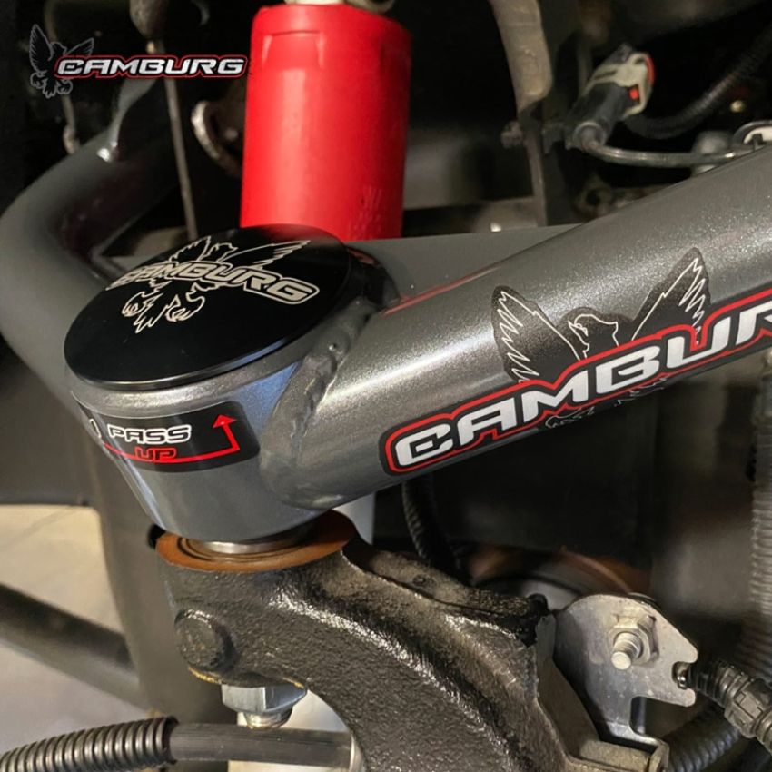 Camburg CAM-210081 Chevy/GMC 2500/3500 HD 2WD/4WD 20-23 1.25in Performance Uniball Upper Arms (w/ covers)