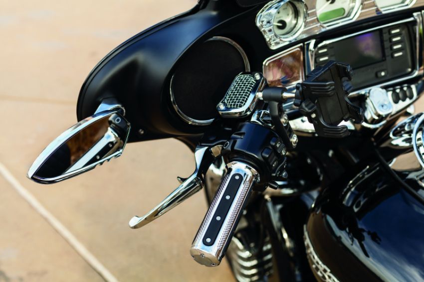Kuryakyn 6122 Heavy Industry Grips Throttle-By-Wire Chrome