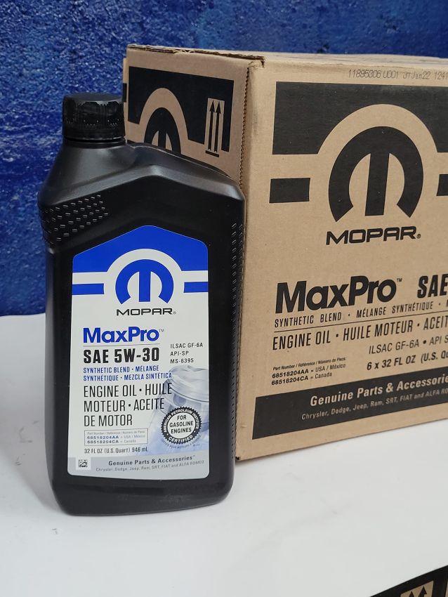Mopar 68518204AA ENGINE OIL, 5W30