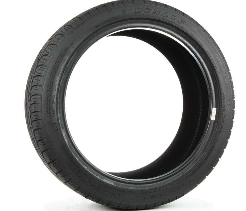 DUNLOP SP Sport Signature 235/55R17 All-Season