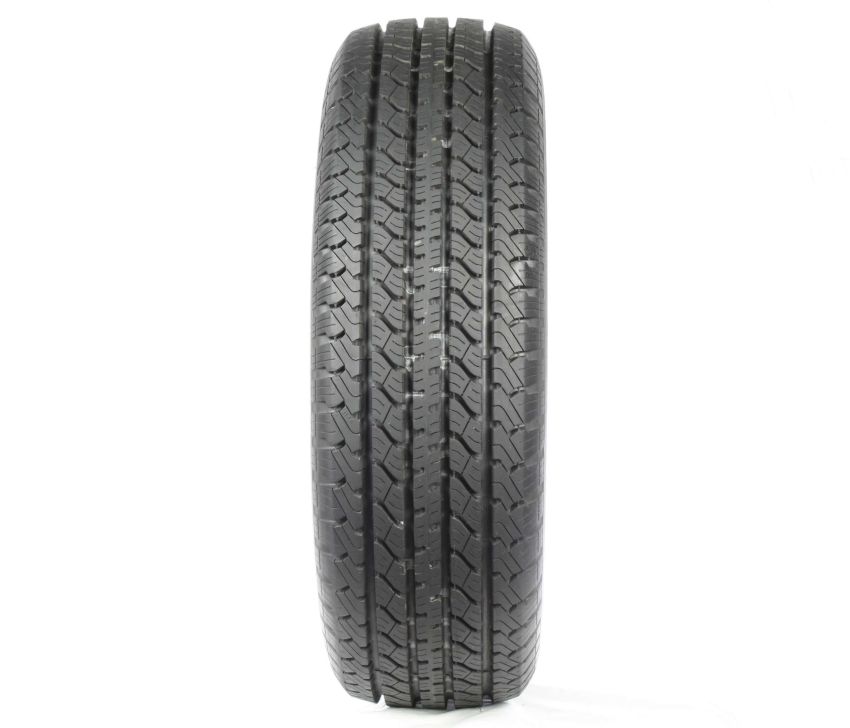 UNIROYAL Laredo ALL Season AWP 235/75R15 All-Season