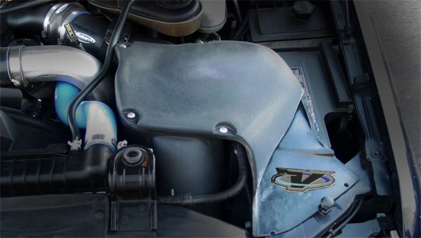 Volant 198606 Volant air intake systems utilize a high-velocity venturi filter adapter which provides a smooth transition through the MAF sensor into the intake tube for a much needed airflow improvement over the factory rubber tubing and resonator box.