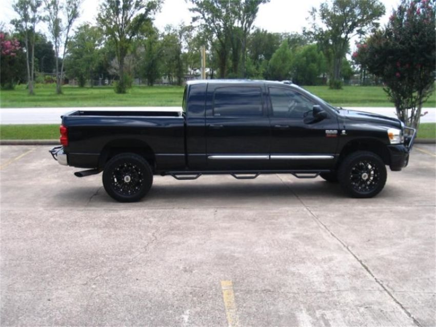 N-Fab D06110CC-6 Nerf Step 06-09 Dodge Ram 1500/2500/3500 Mega Cab 6.4ft Bed - Gloss Black - Bed Access - 3in