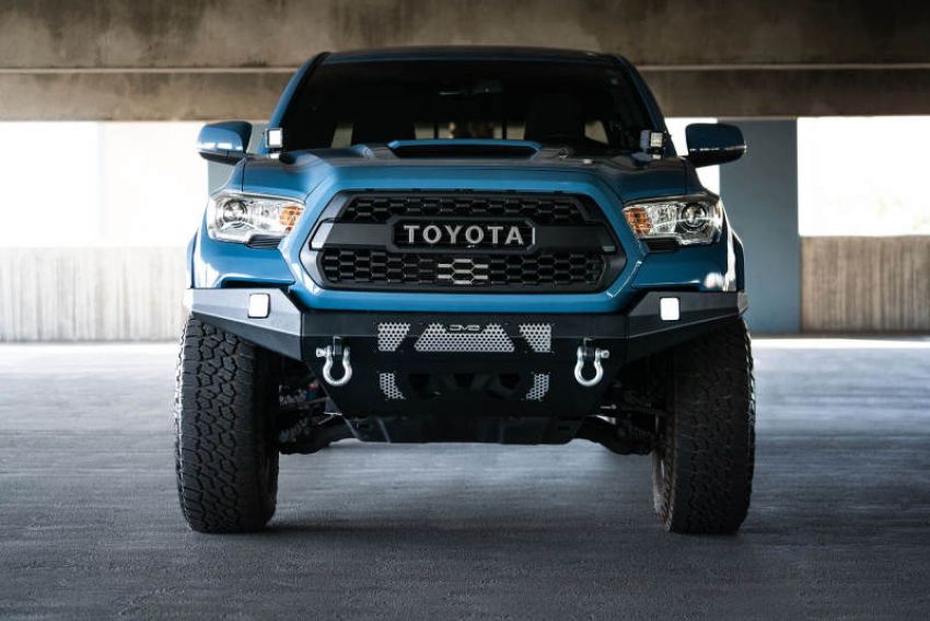 DV8 Offroad FBTT1-04 16-23 Toyota Tacoma MTO Series Front Bumper