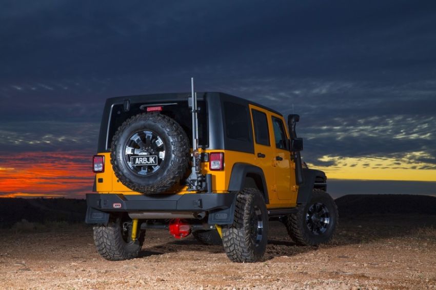 ARB 5650370 Rear Bar Jk