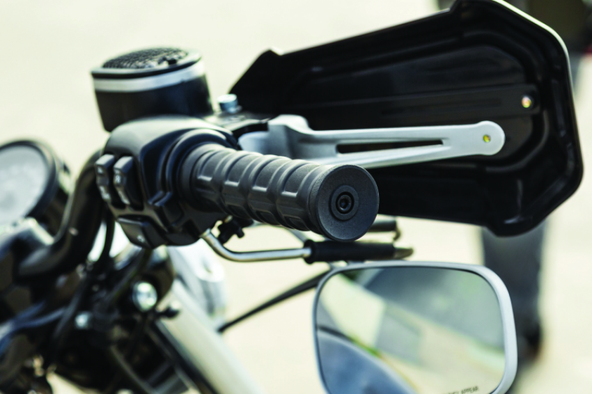 Kuryakyn 6673 Dillinger Grips Dual Cable Satin Black