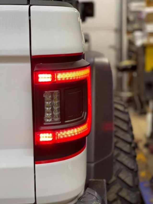 Oracle Lighting 5882-504 ORACLE Lighting Flush Mount LED Tail Lights for Jeep Gladiator JT