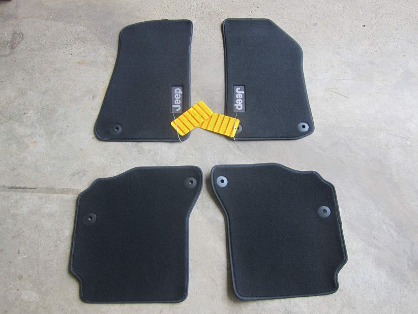 Mopar 2020 Jeep Gladiator Black Premium Front & Rear Carpet Floor Mats New OEM