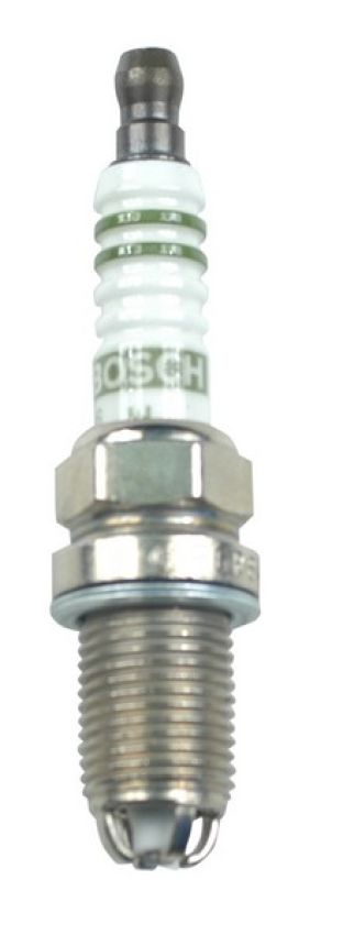 Bosch FGR8KQE0 Bosch Nickel with Copper-Core Spark Plug