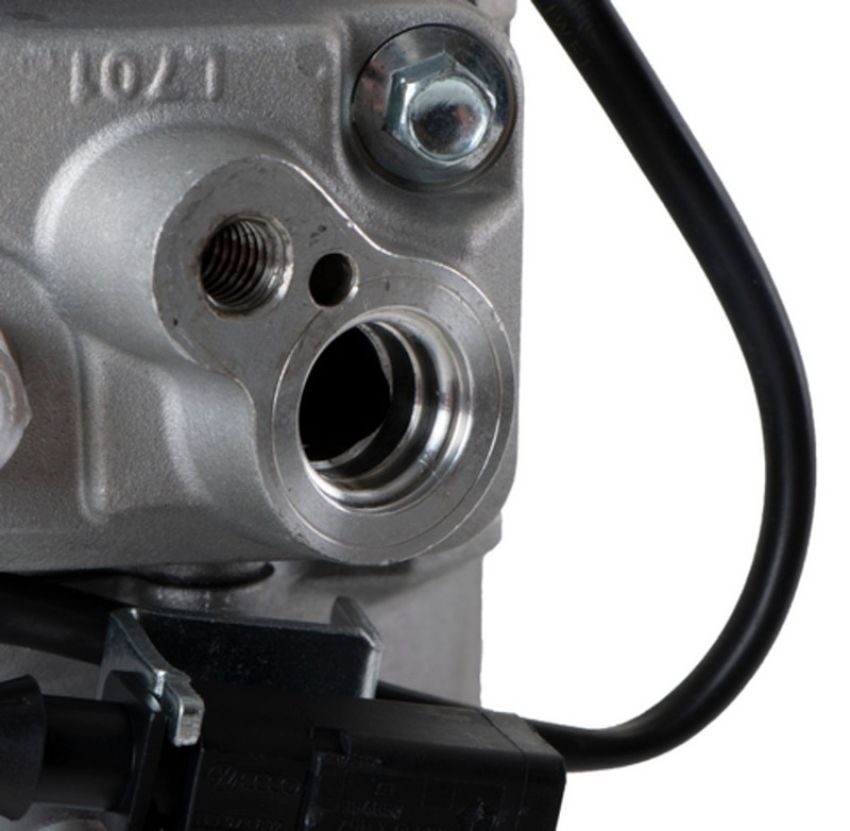 Four Seasons 158330 Denso 7SEU17C Compressor