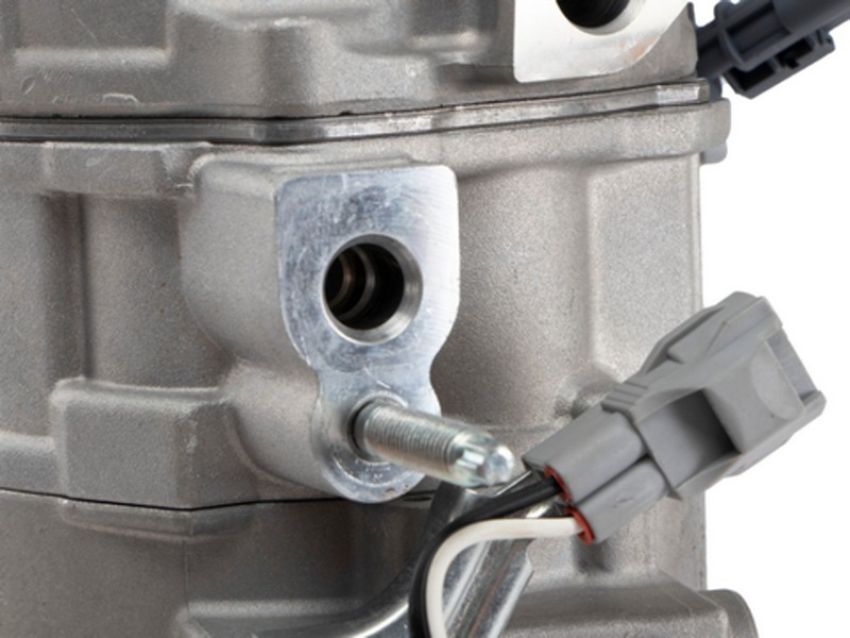 Four Seasons 168335 Denso 7SAS17C Compressor