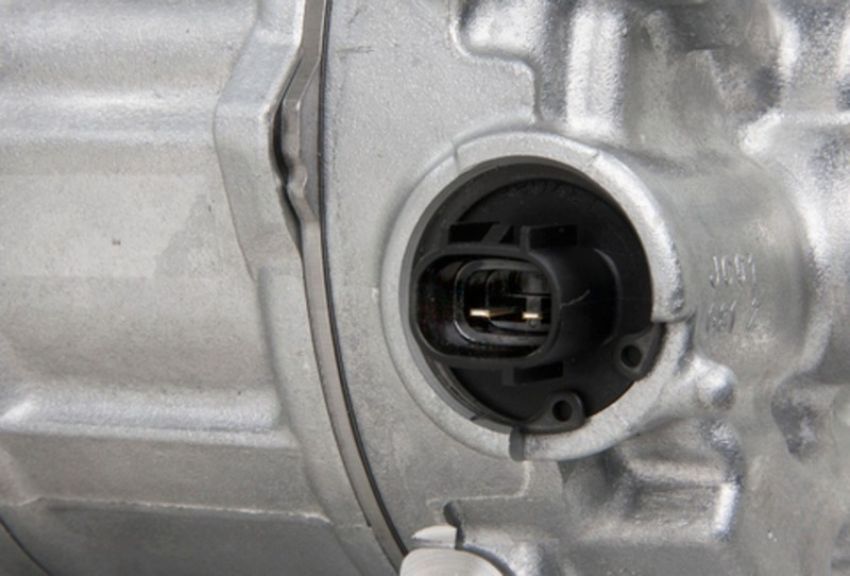 Four Seasons 198307 Denso 7SES17C Compressor