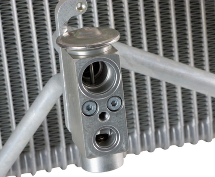 Four Seasons 44157 Plate & Fin Evaporator Core w/ Integrated Exp Device