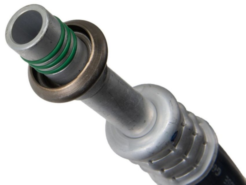 Four Seasons 55559 Accumulator w/ Hose