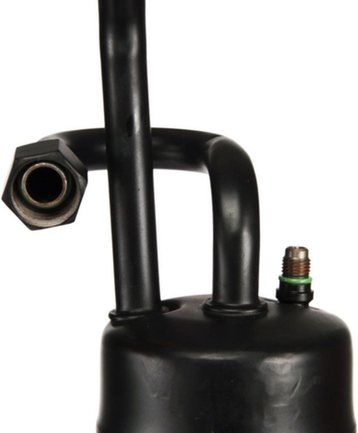 Four Seasons 55636 Accumulator w/ Hose