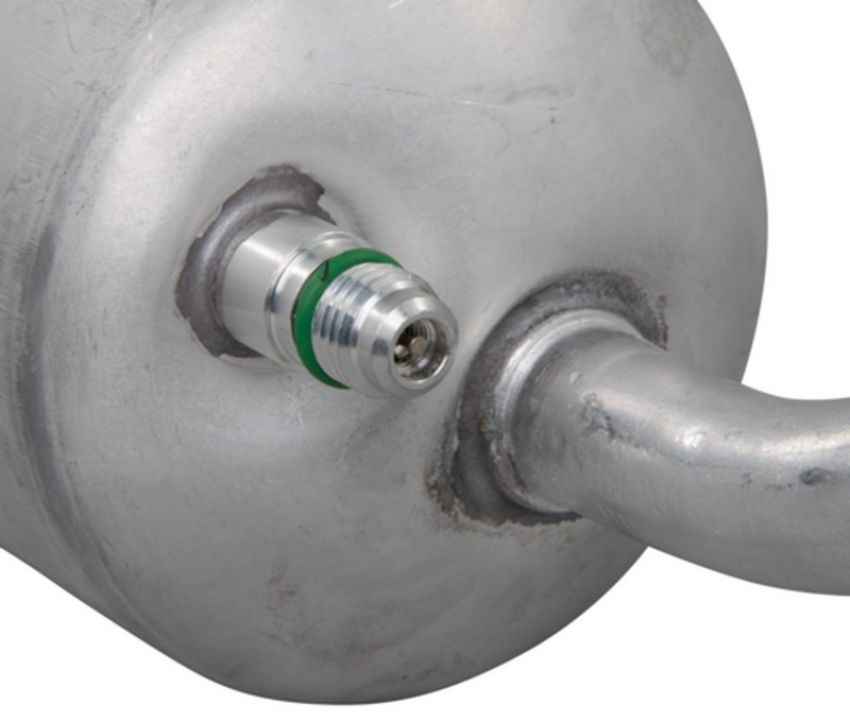 Four Seasons 56840 Accumulator w/ Hose