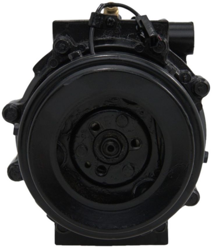 Four Seasons 57483 Mitsubishi FX105 Reman Compressor
