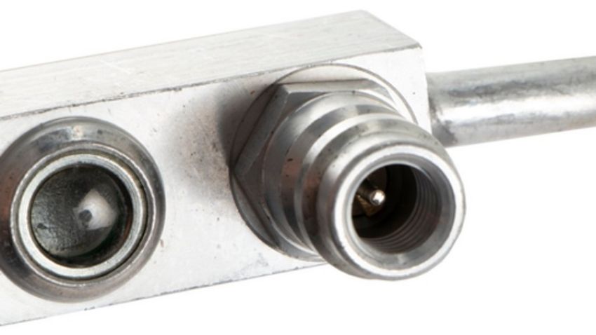 Four Seasons 65635 Liquid Line Hose Assembly w/o Orifice Tube