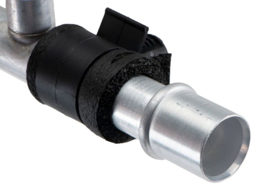 Four Seasons 66085 Discharge & Suction Line Hose Assembly