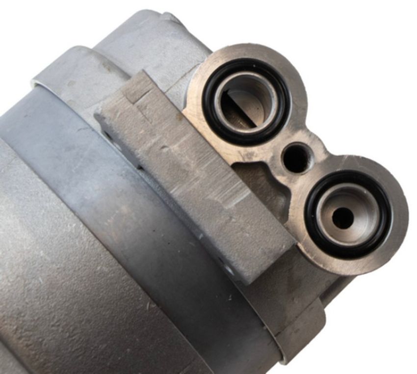 Four Seasons 68270 GM V5  Compressor