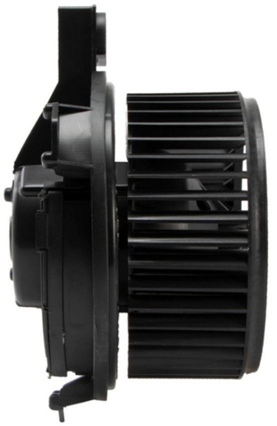 Four Seasons 75026 Flanged Vented CCW Blower Motor w/ Wheel