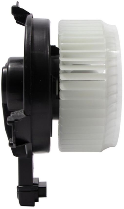 Four Seasons 75170 Flanged Vented CCW Blower Motor w/ Wheel