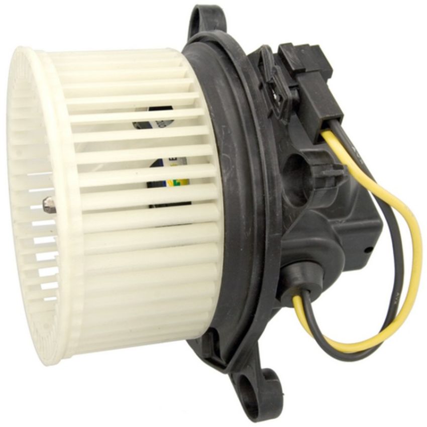 Four Seasons 75742 Flanged Vented CW Blower Motor w/ Wheel