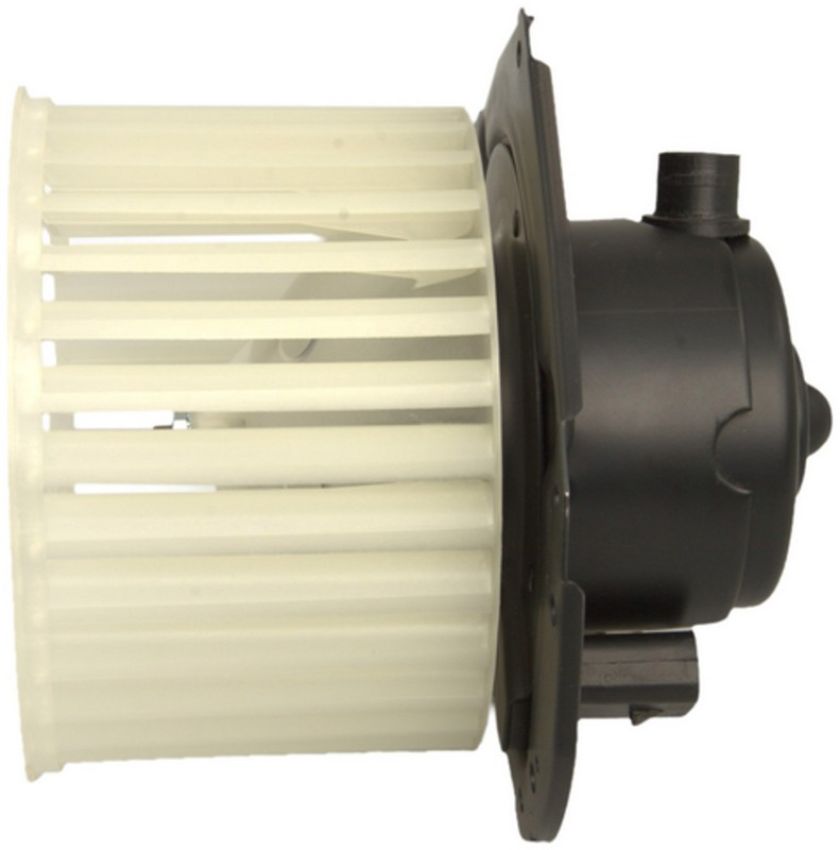 Four Seasons 75763 Flanged Vented CW Blower Motor w/ Wheel