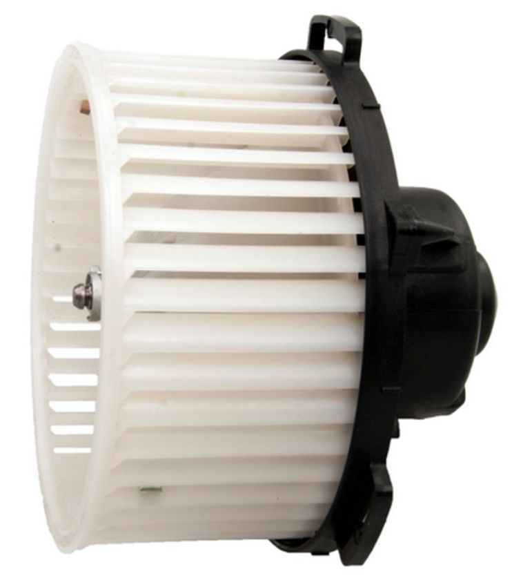 Four Seasons 75796 Flanged Vented CW Blower Motor w/ Wheel