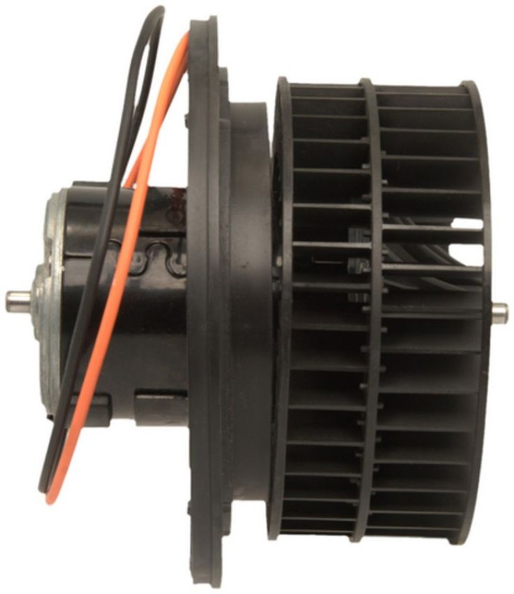 Four Seasons 75826 Flanged Vented CW Blower Motor w/ Wheel