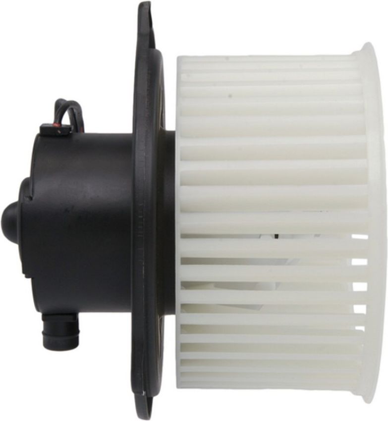 Four Seasons 75832 Flanged Vented CW Blower Motor w/ Wheel
