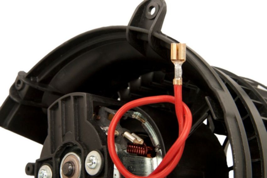 Four Seasons 75897 Flanged Vented CW Blower Motor w/ Wheel