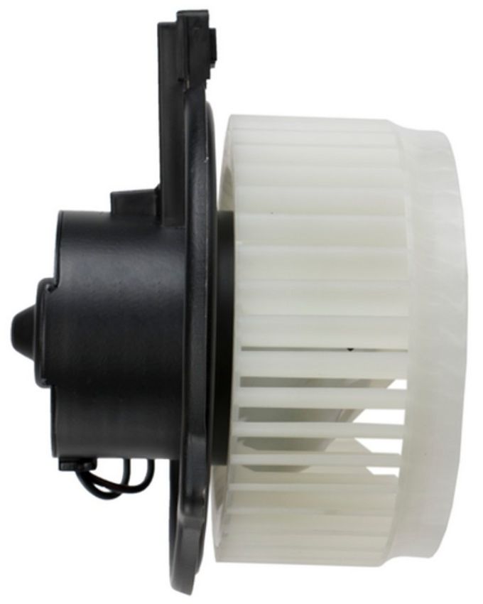 Four Seasons 76987 Flanged Vented CW Blower Motor w/ Wheel