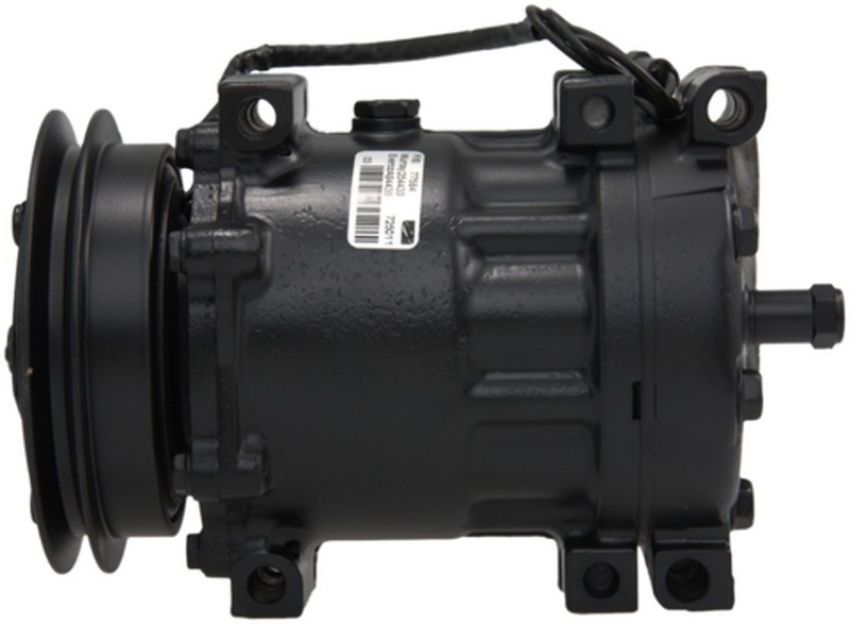 Four Seasons 77584 Sanden SD7H15 Reman Compressor