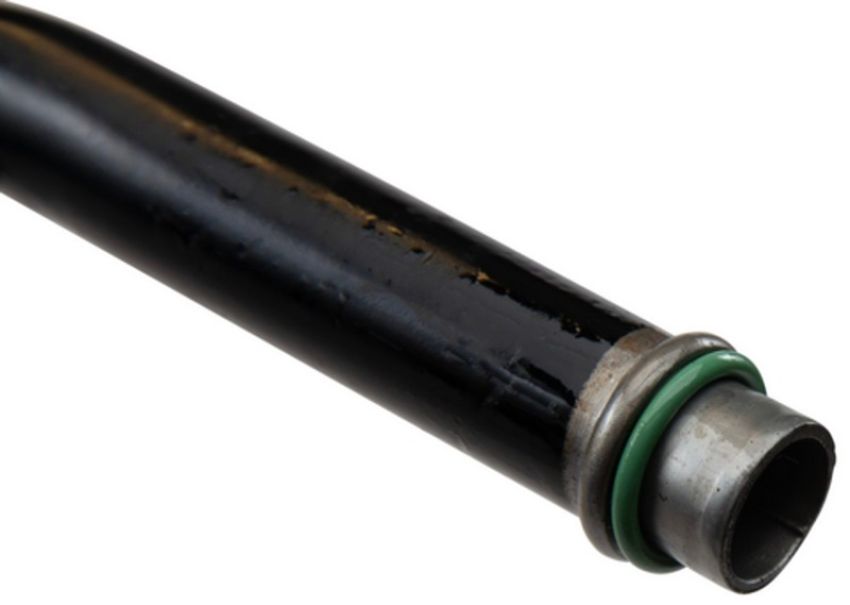 Four Seasons 83015 Accumulator w/ Hose