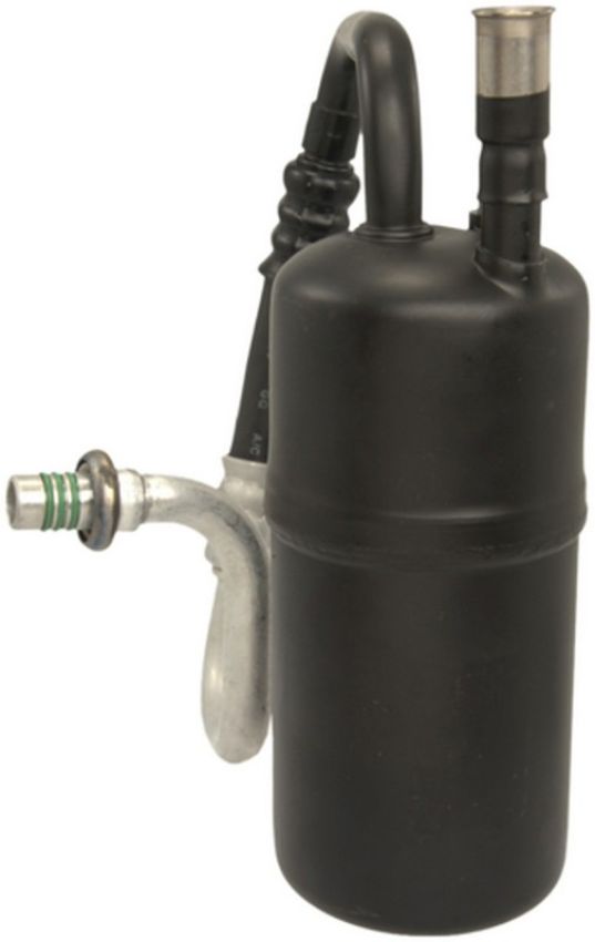Four Seasons 83042 Accumulator w/ Hose