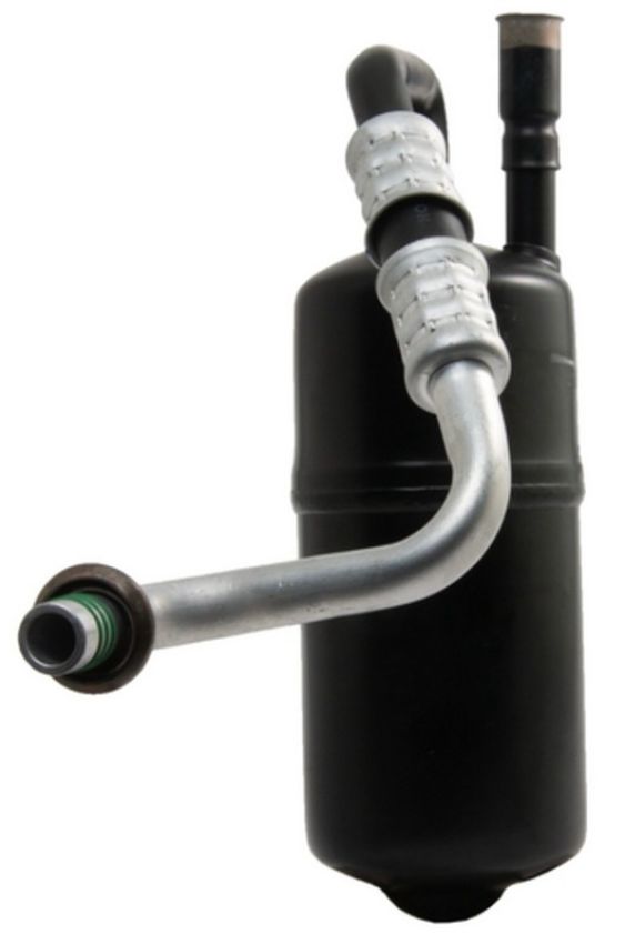 Four Seasons 83073 Accumulator w/ Hose