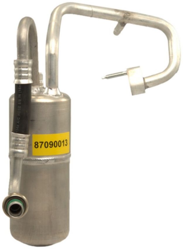Four Seasons 83089 Accumulator w/ Hose