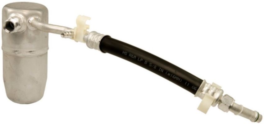 Four Seasons 83228 Accumulator w/ Hose