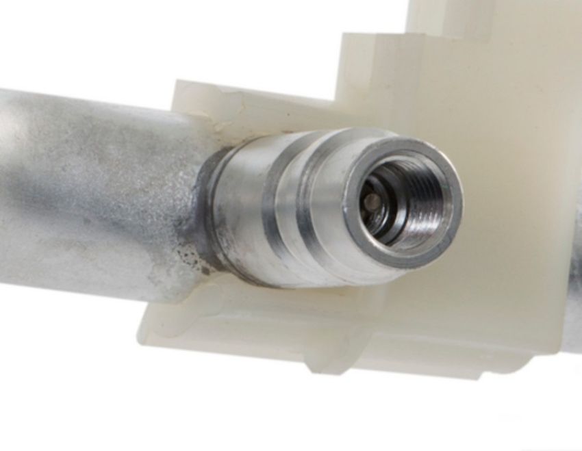 Four Seasons 83228 Accumulator w/ Hose