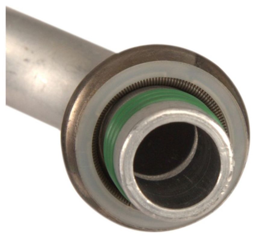 Four Seasons 83372 Accumulator w/ Hose